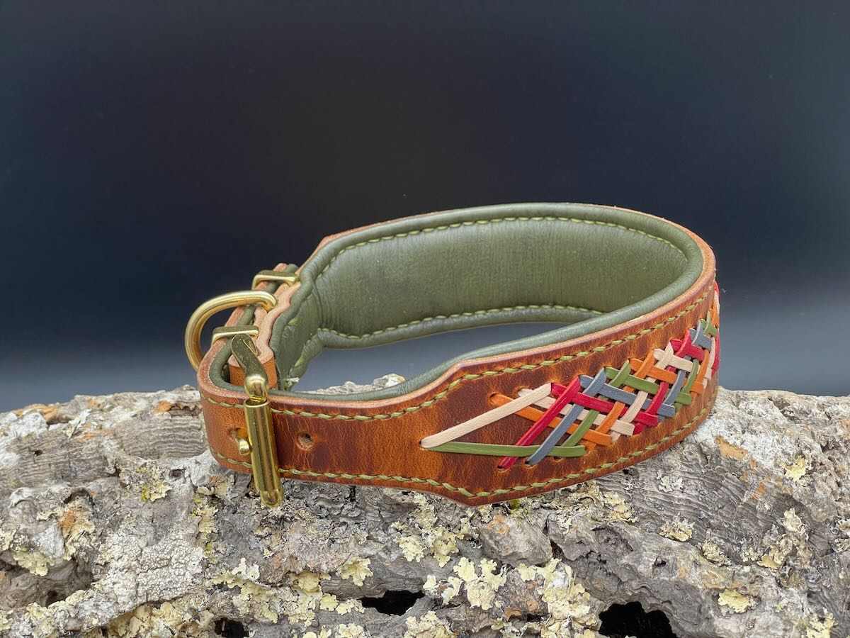 gepolstertes Lederhalsband "Lace" - Geschirrleder Natur mit 5-fach Flechtung – Bild 3